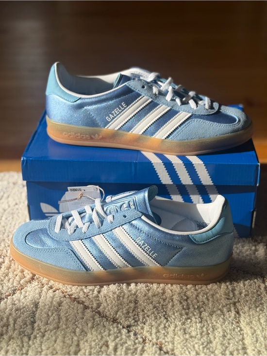 adidas Shoes - Adidas Gazelle Indoor W Women 7 Blue Metallic Gum Sole Sneakers JS1407 BNWT